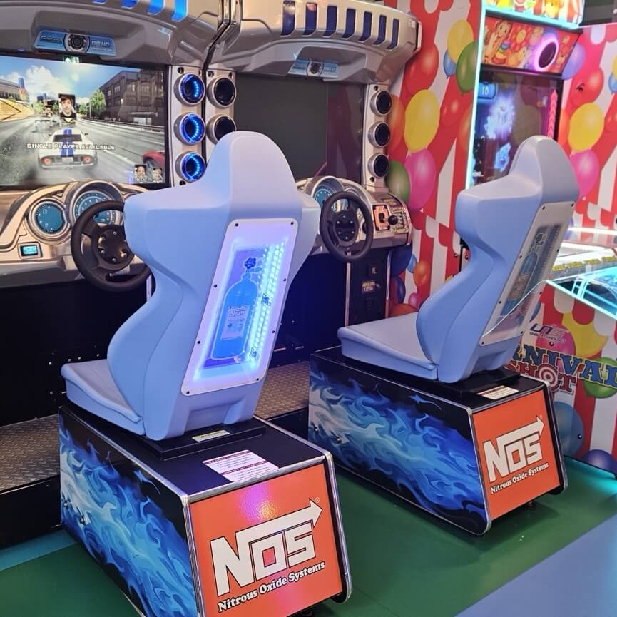 Závodní automaty v herní zóně